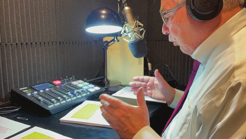 Francis Foucachon recording a course in the Huguenot Heritage sound booth